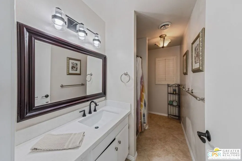 Bathroom #2