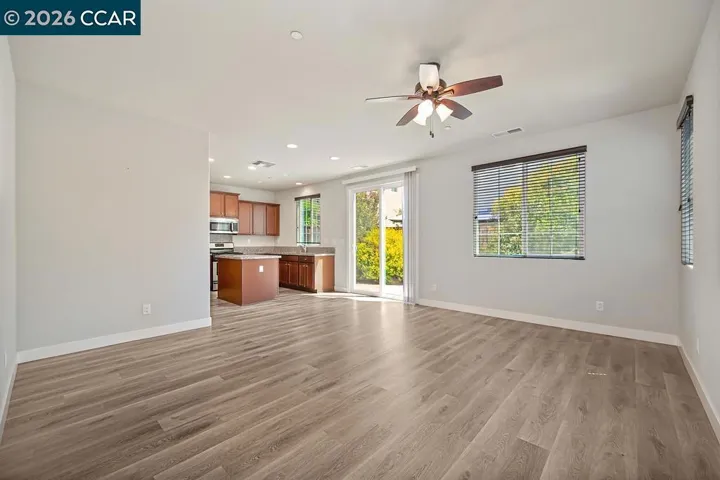 741 Candela Cir, Sacramento, California 95835 — photo 4