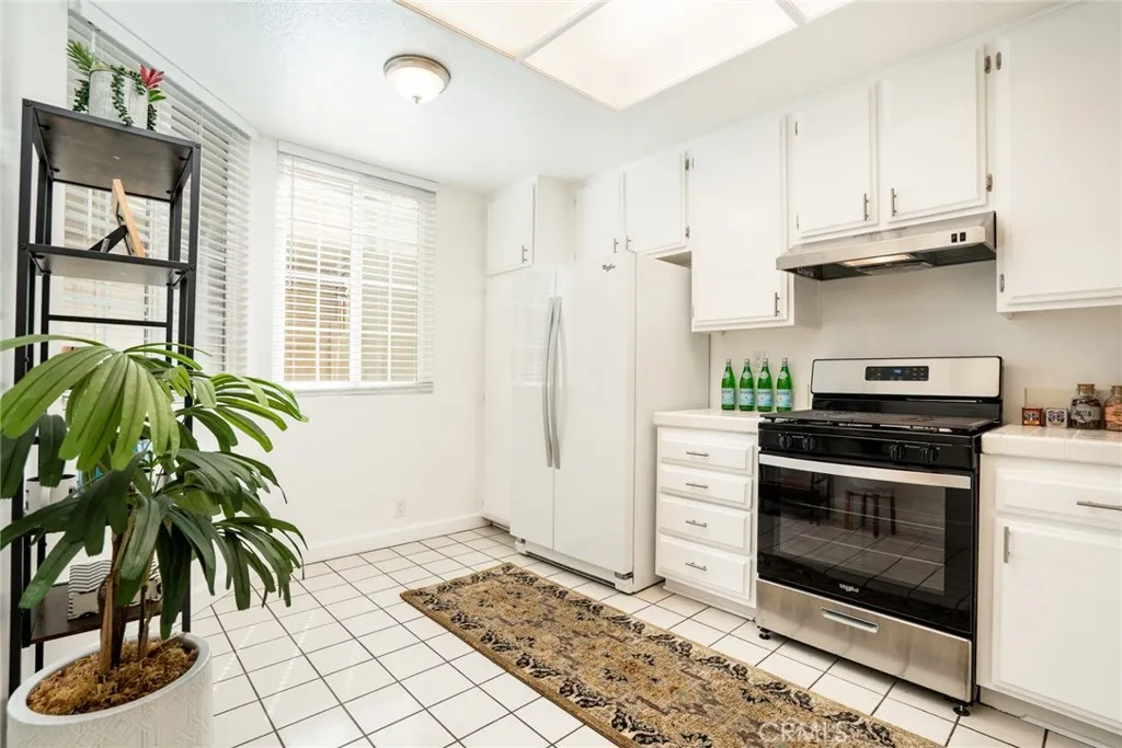 7321 Coho 103, Huntington Beach, California 92648 — photo 4