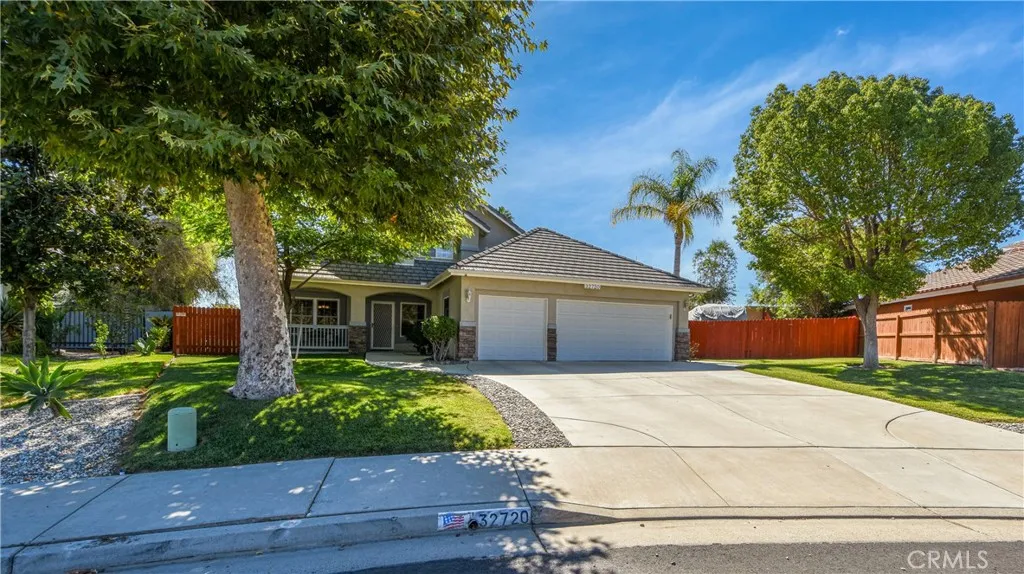 32720 Royal Oak Ln