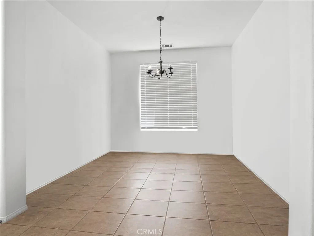 3854 Bluff, Perris, California 92571 — photo 4