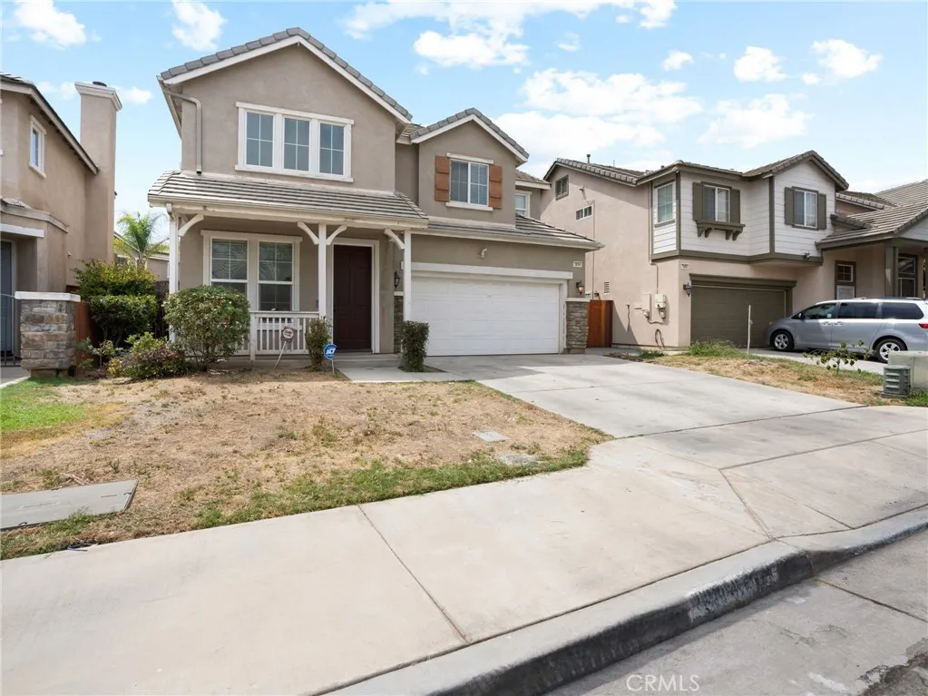 3854 Bluff