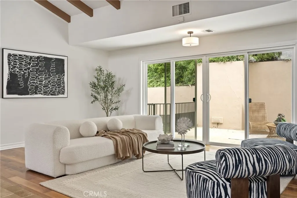 3160 Sepulveda Blvd, Sherman Oaks, California 91403 — photo 4