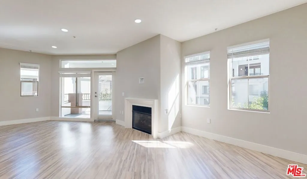 6280 W 3rd Street 4-331, Los Angeles, California 90036 — photo 4