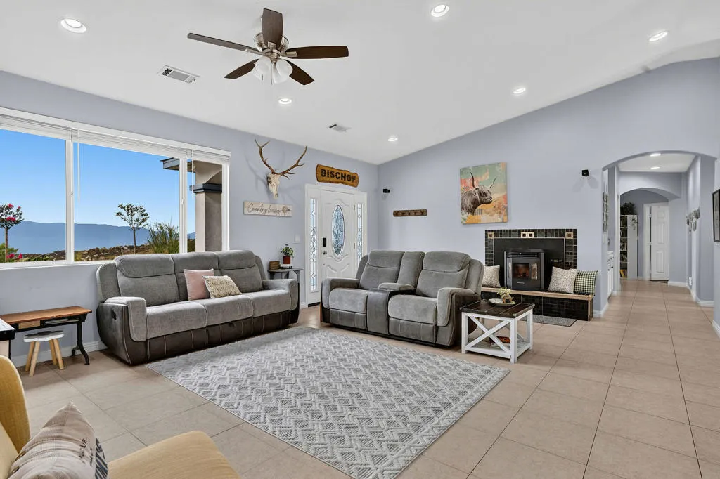 42030WildwoodLn-11