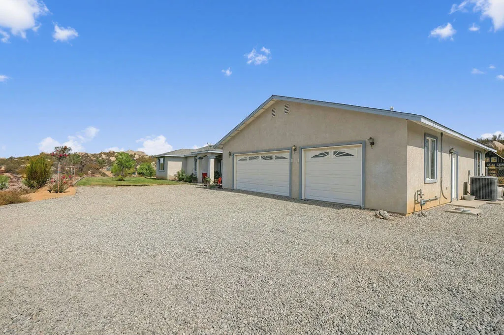 42030WildwoodLn-3