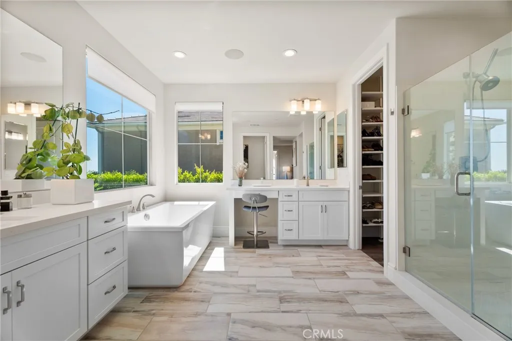 master bath 1