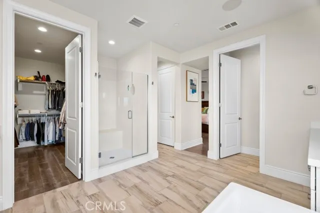 Master bathroom 2 closets