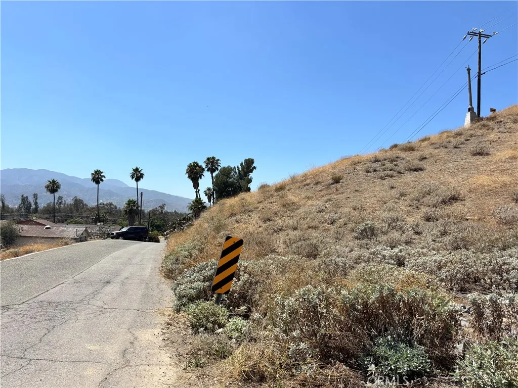 17452 Ryan Avenue, Lake Elsinore, California 92530 — photo 5