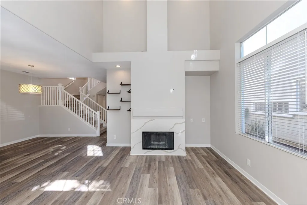 Gas fireplace