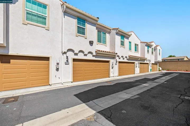 5301 E Commerce Way 58104, Sacramento, California 95835 — photo 5