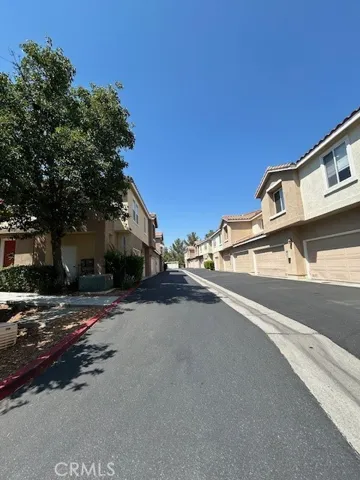 Driveway to unit