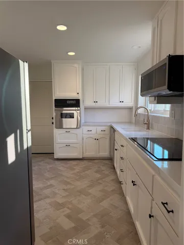 Kitchen Entrance