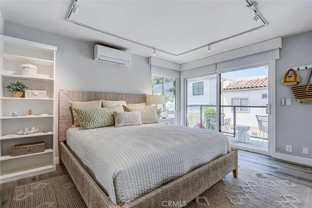 2512 Ocean, Manhattan Beach, California 90266 — photo 4