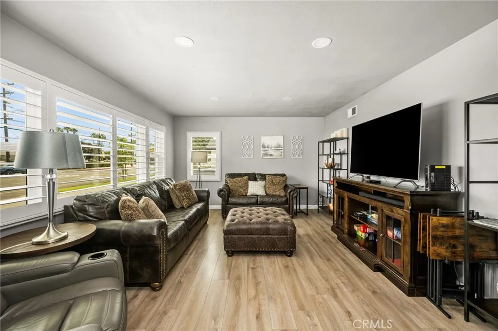 1334 E Collins, Orange, California 92867 — photo 5
