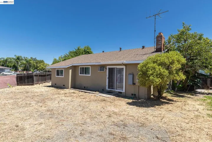 7700 Laramore, Sacramento, California 95832 — photo 5