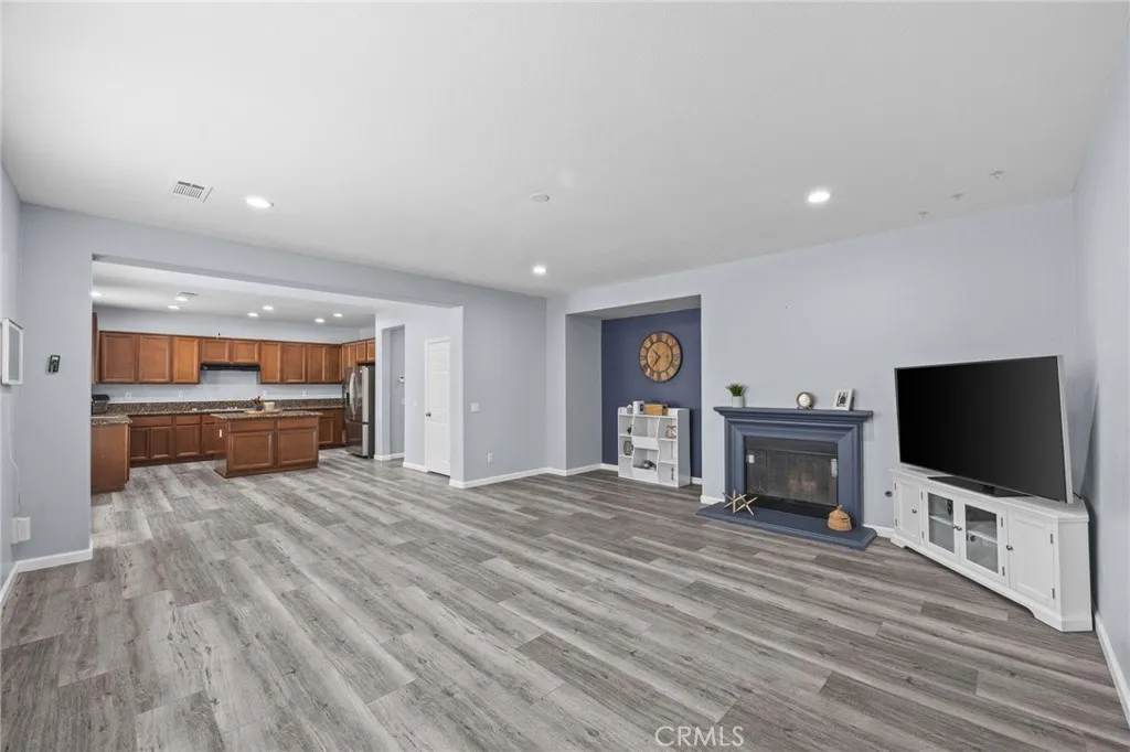 11056 Caraway, Corona, California 92883 — photo 5