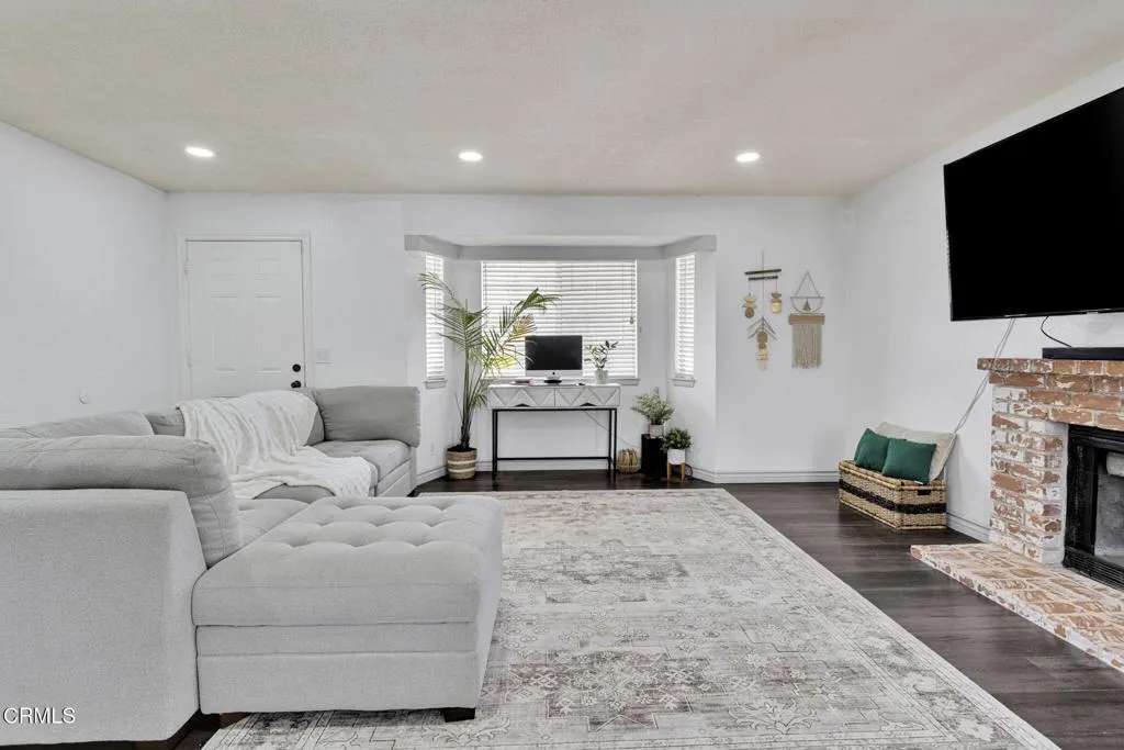 15189 Rodeo Street, Hesperia, California 92345 — photo 4