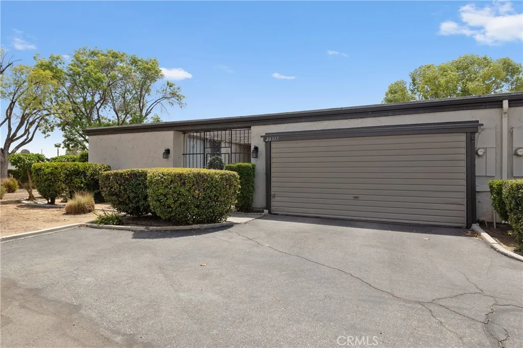 28317 Paseo Grande, Sun City, California 92586 — photo 5