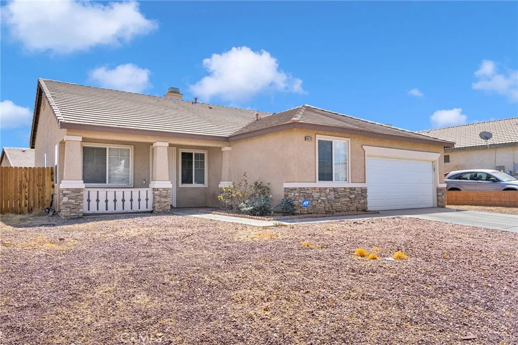 14573 Handsdale Street, Adelanto, California 92301 — photo 4