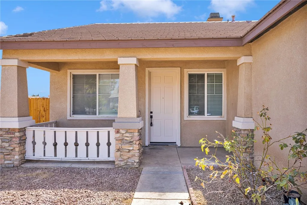 14573 Handsdale Street, Adelanto, California 92301 — photo 5