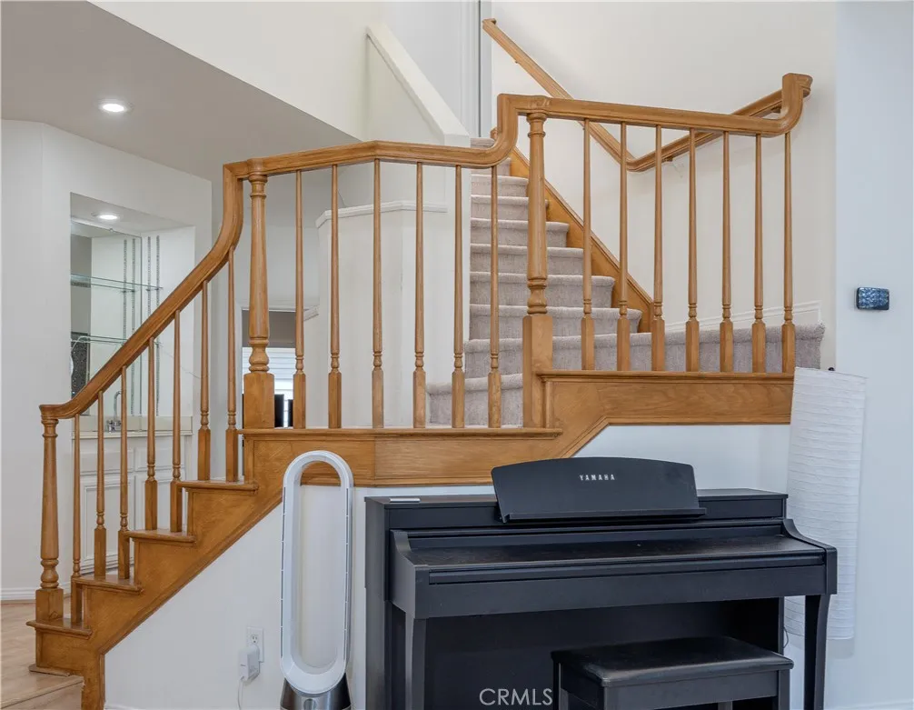 1011 S Mountcrest Court, Anaheim, California 92808 — photo 4