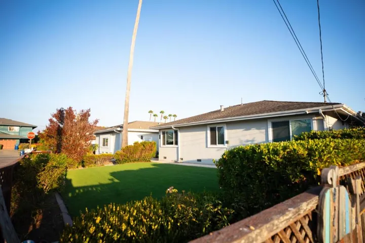 1915 Halterman Avenue, Santa Cruz, California 95062 — photo 4
