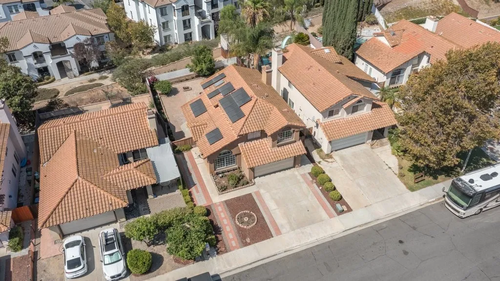 25077 Via Las Lomas, Murrieta, California 92562 — photo 5