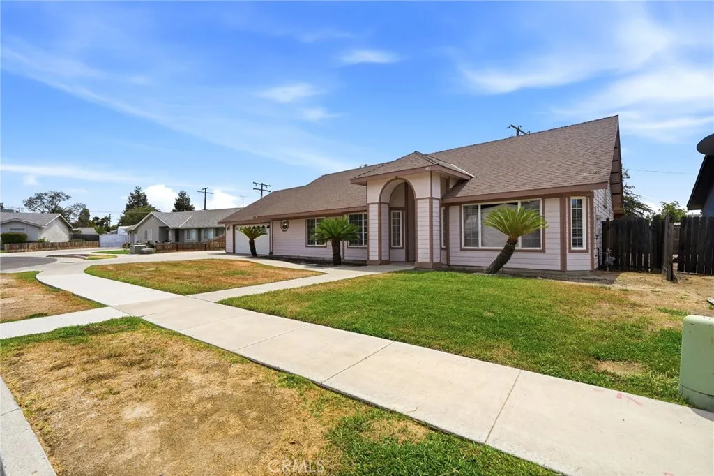 1487 Boyd Court, Tulare, California 93274 — photo 4