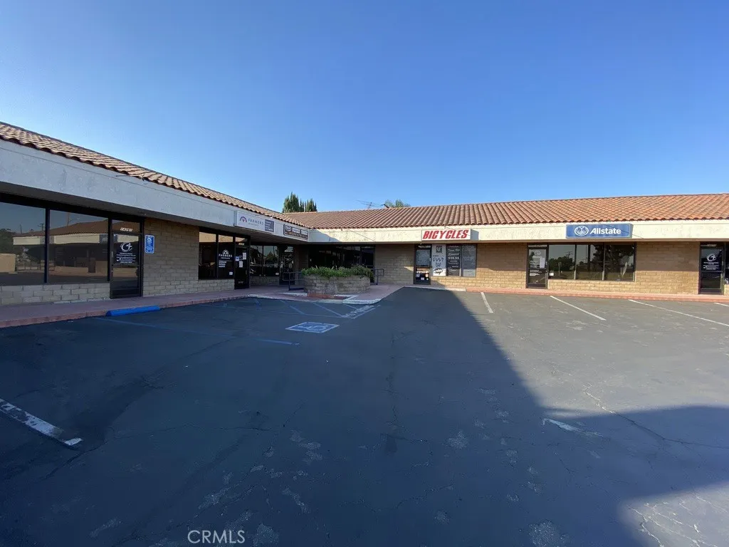 14263 Imperial Hwy