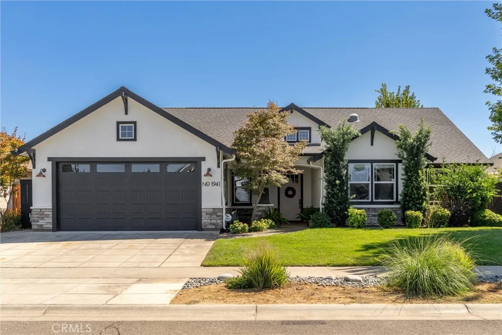 1941 Waxwing Way
