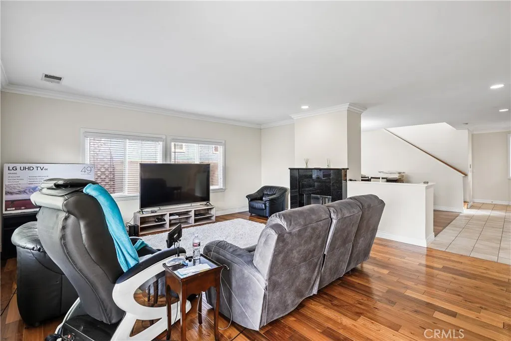 1807 10th, Manhattan Beach, California 90266 — photo 5