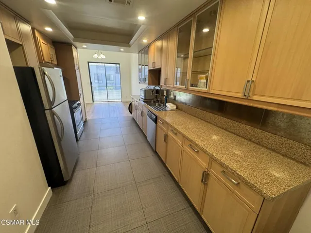 13331 Moorpark Street 336, Sherman Oaks, California 91423 — photo 5