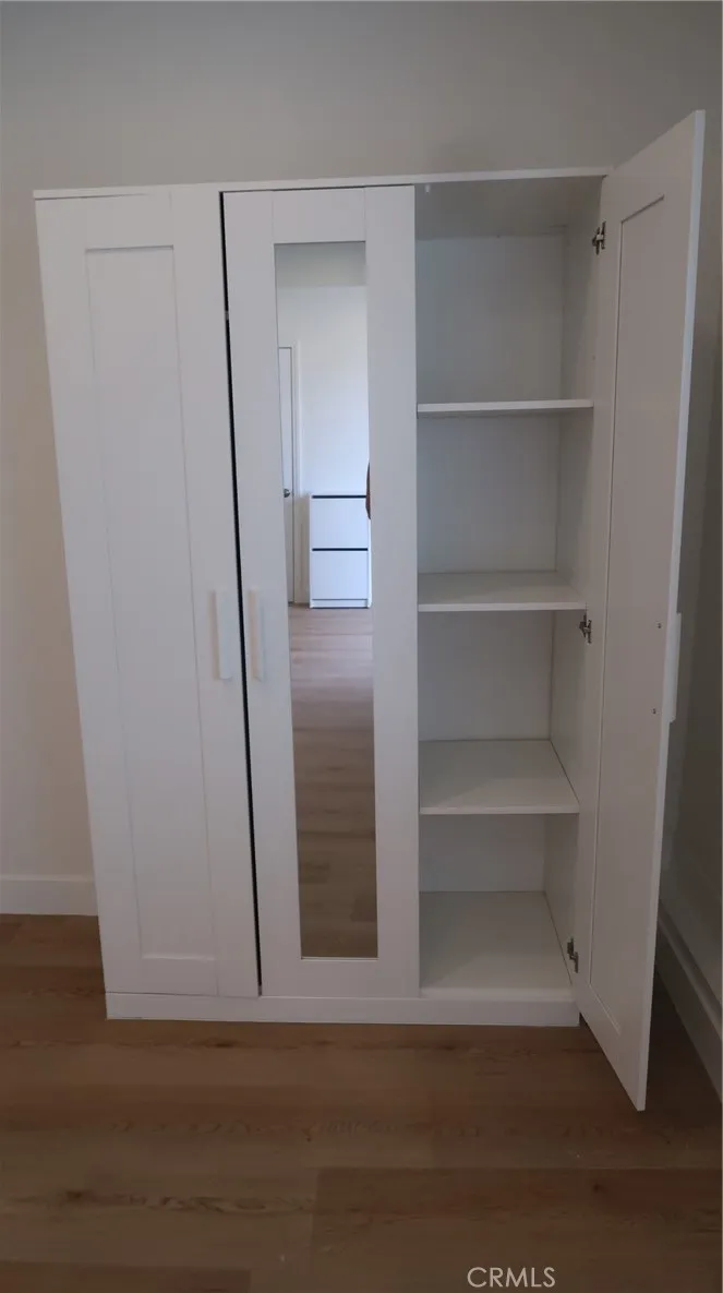 Built in shelving