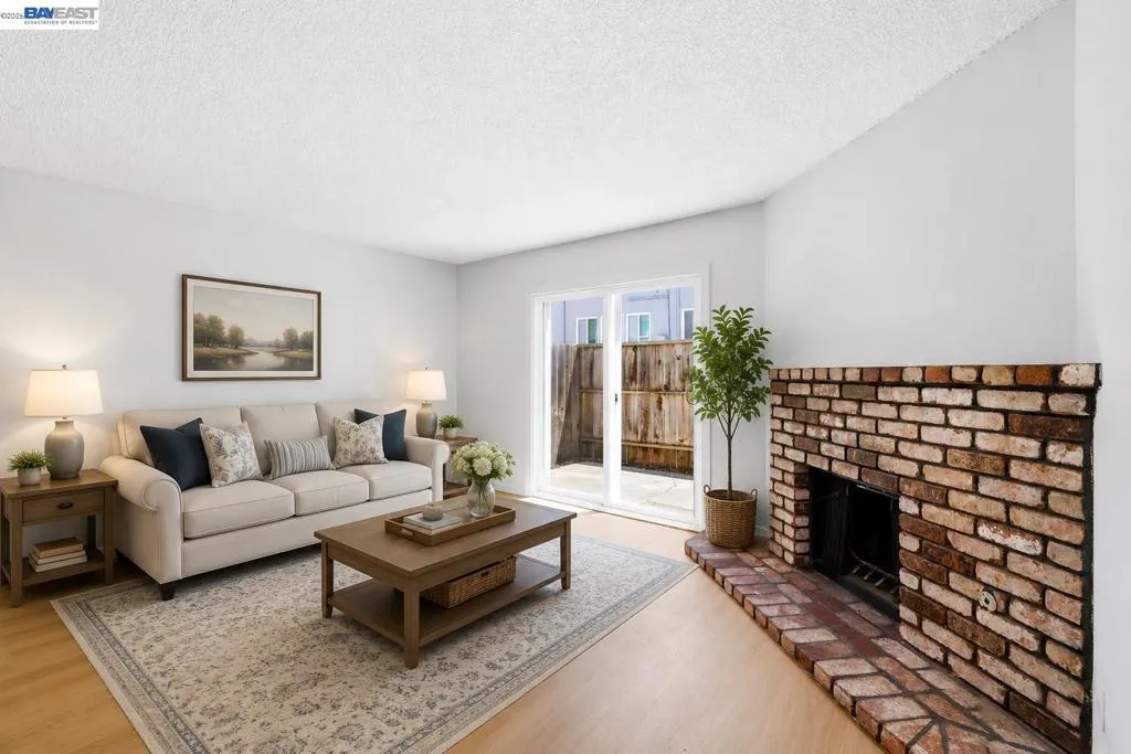 10401 Shaw St 401, Oakland, California 94605 — photo 5