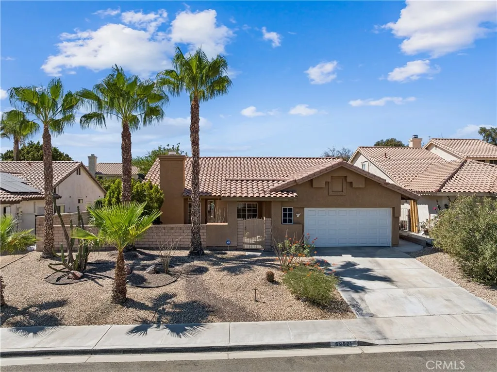 69921 Willow Ln