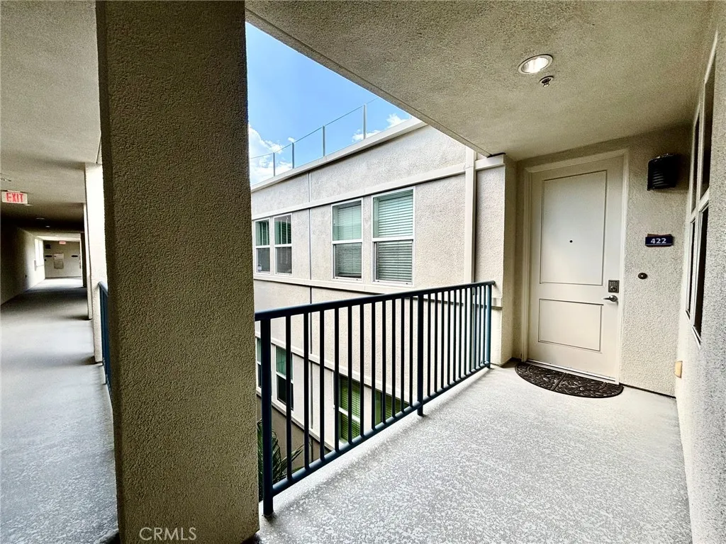 300 E 4th Street 422, Long Beach, California 90802 — photo 5