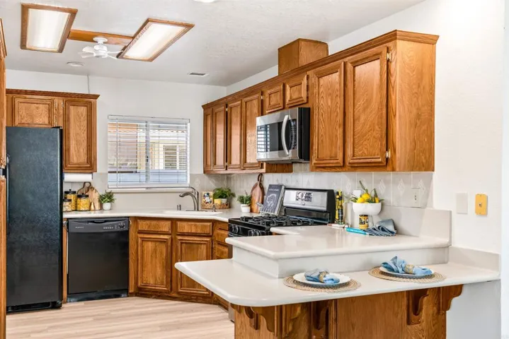 2010 W San Marcos Blvd #18, San Marcos, California 92078 — photo 5