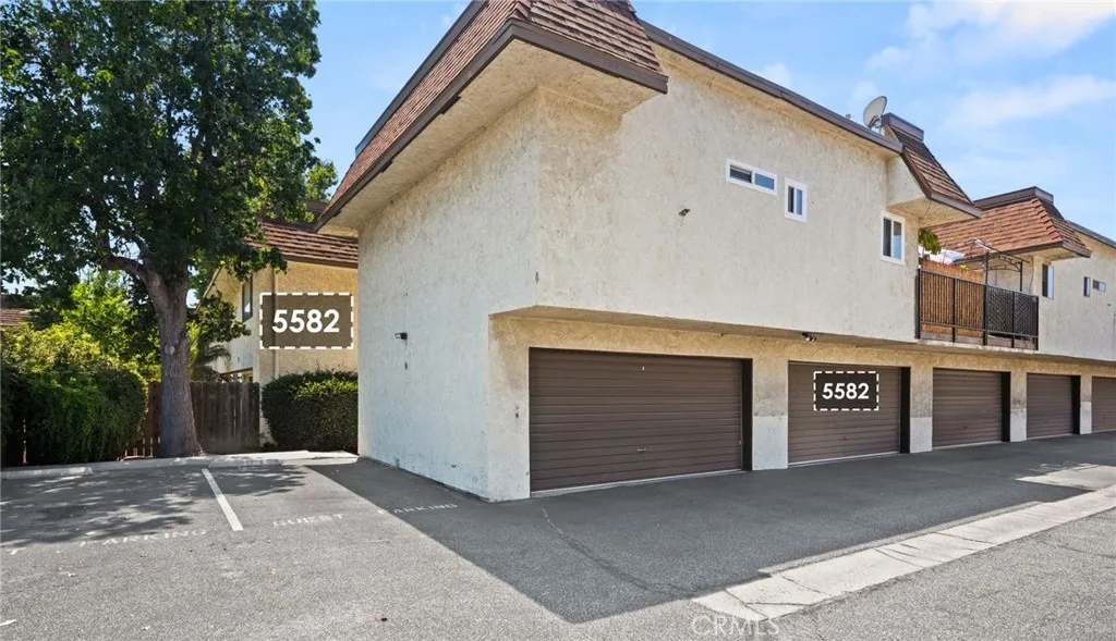 2 Car Detached Garage