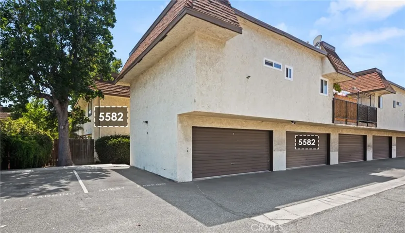 2 Car Detached Garage