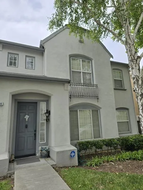 3186 Amaro Ln