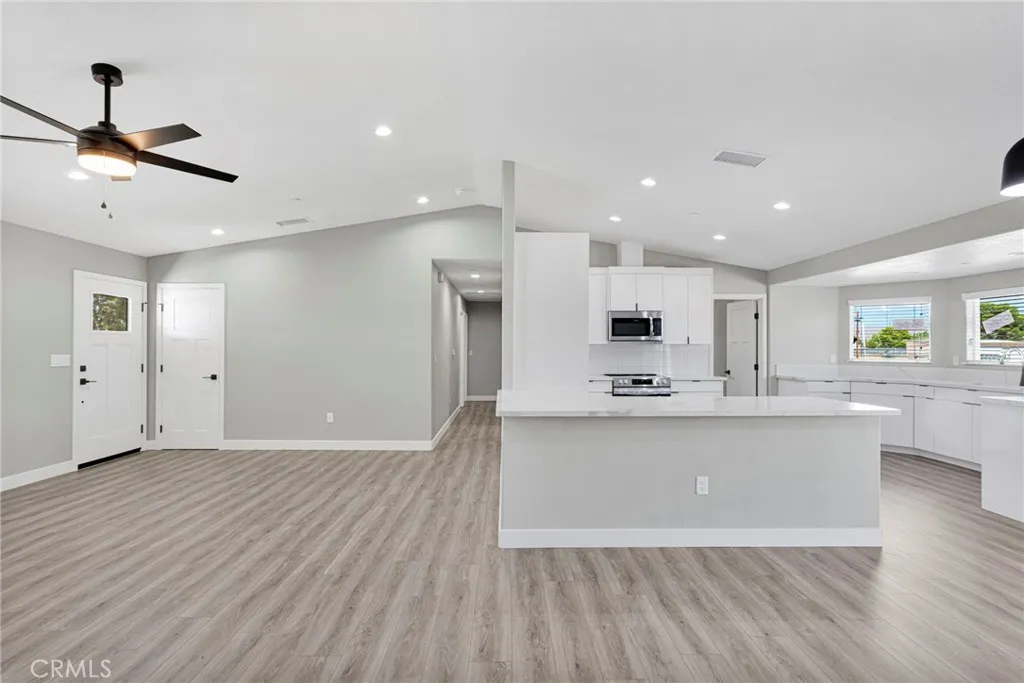 15130 Dakota Road, Apple Valley, California 92307 — photo 4