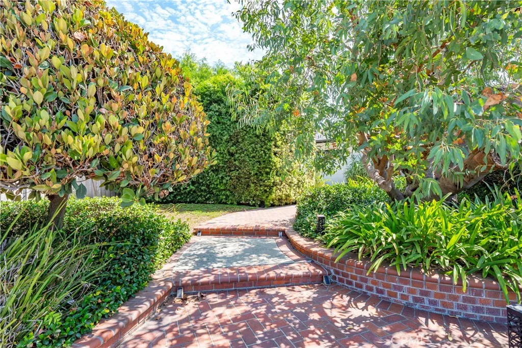 1102 Randall, La Habra, California 90631 — photo 5