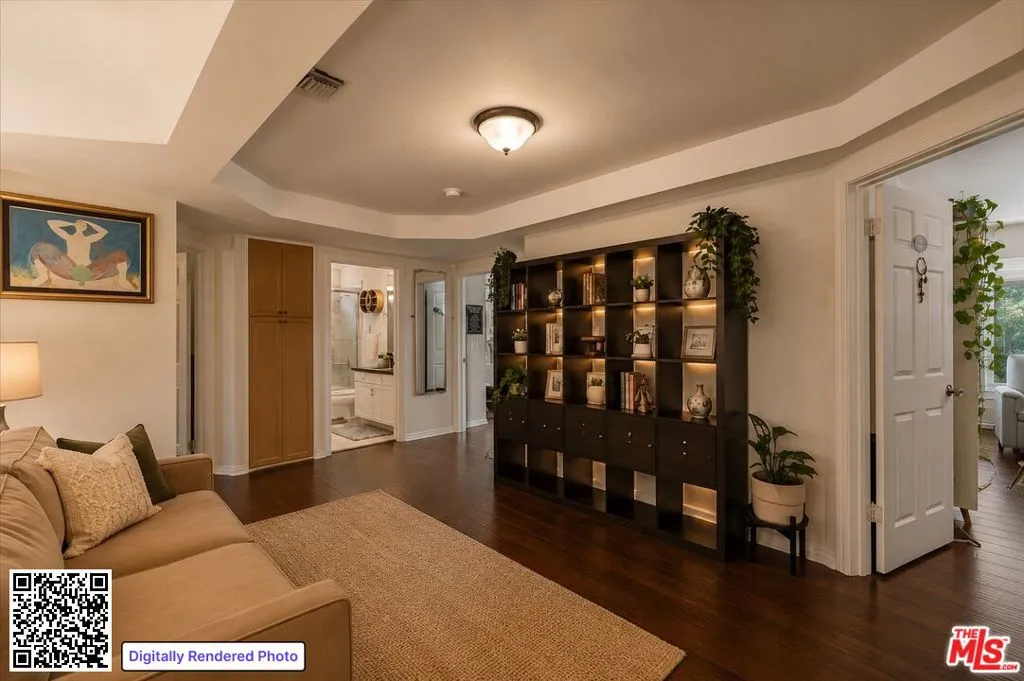 Upstairs sitting area vs