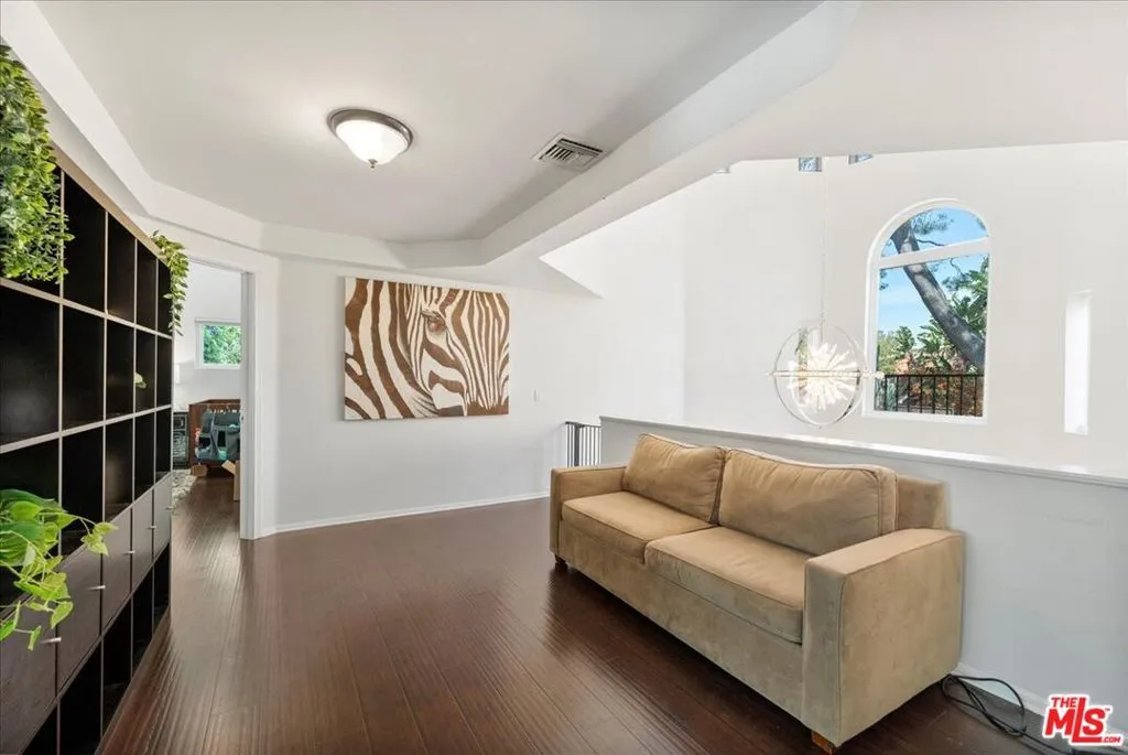 2nd Floor Seating Area