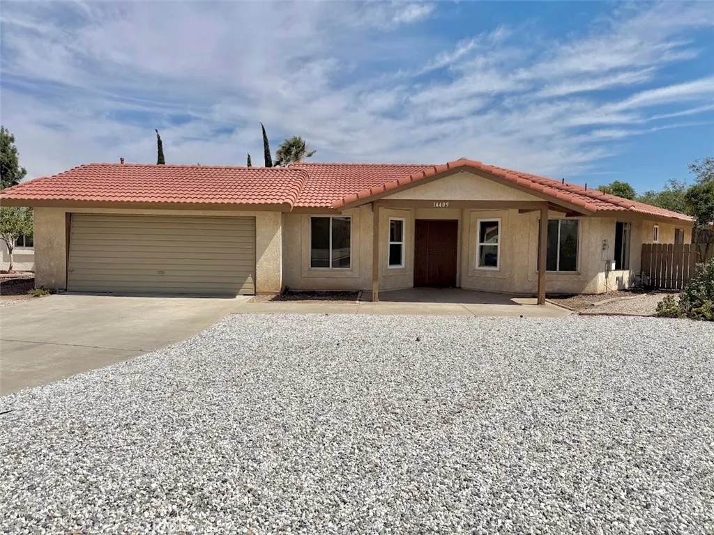 14409 Riverside