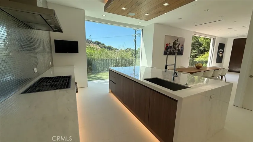 Kitchen area with Mable Counters