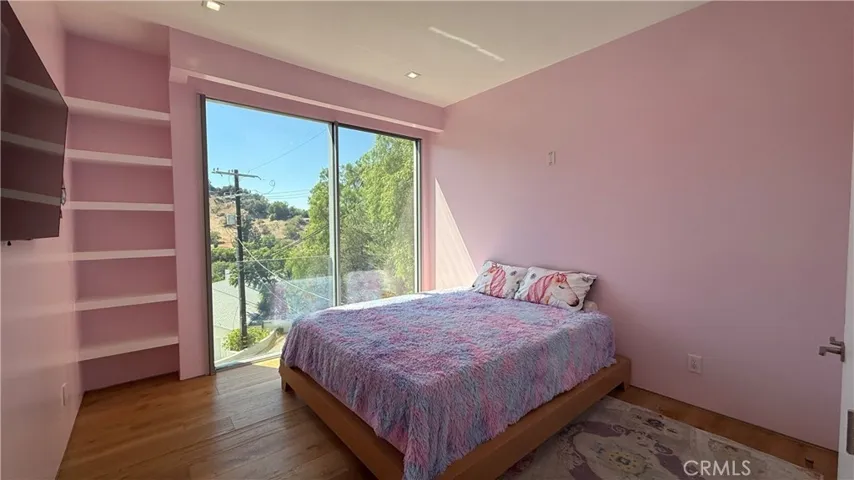 Bedroom 2, 3rd Floor