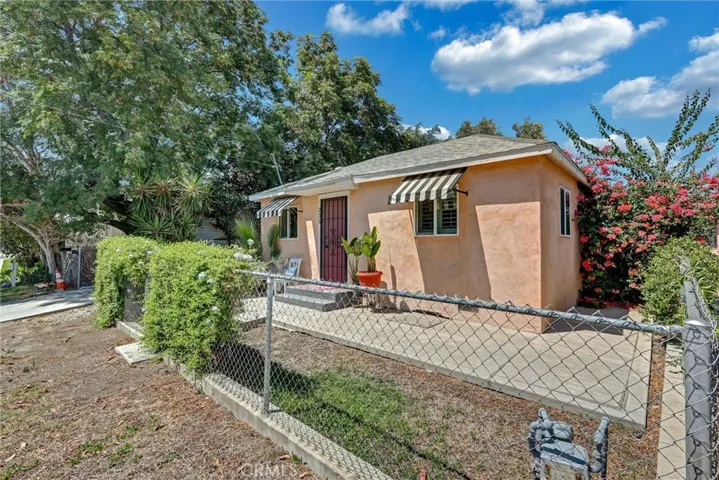 235 E M, Colton, California 92324 — photo 5