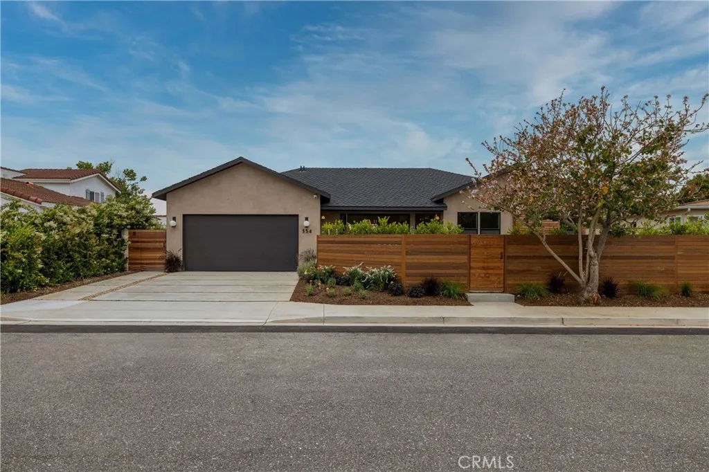 354 La Perle Ln